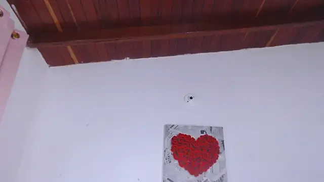 Amara Red online show from 04/09/26, 11:54