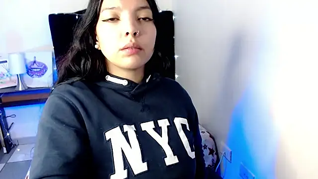 loren tits24 online show from 08/02/26, 12:09