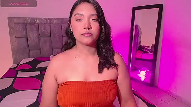 DIANEE 01 online show from 01/06/26, 10:56