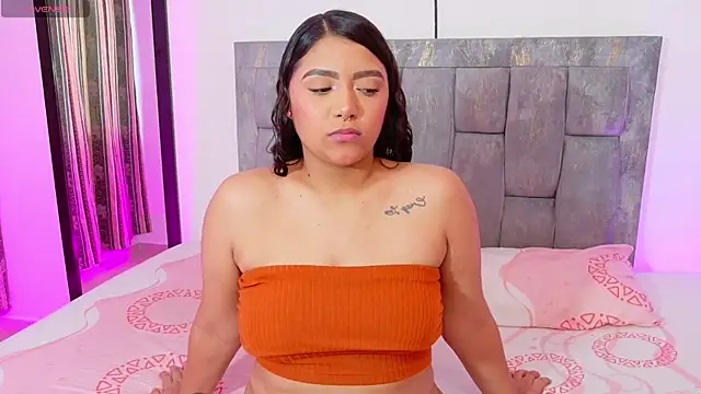 DIANEE 01 online show from 07/10/26, 10:12