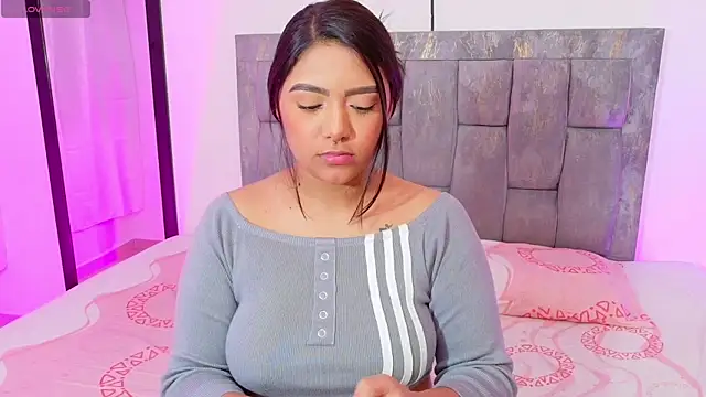 DIANEE 01 online show from 07/14/26, 02:38
