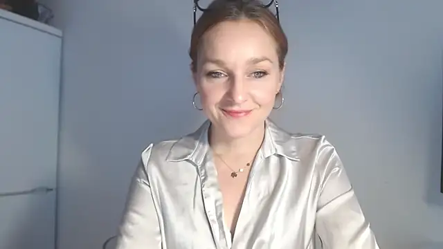 AliciaDesire online show from 02/17/26, 07:05