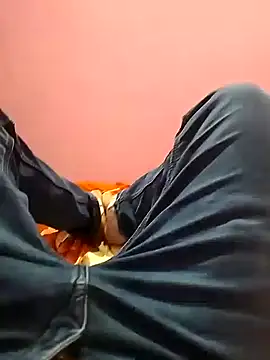 Snapshot of playboyd1 chatting on 01/29/25, 04:36 playboyd1 online show from 01/29/25, 04:36