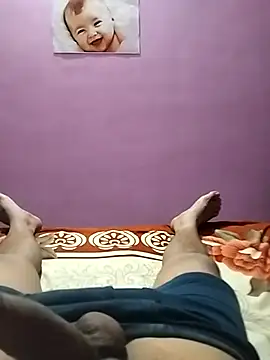 Snapshot of playboyd1 chatting on 03/03/25, 04:24 playboyd1 online show from 03/03/25, 04:24