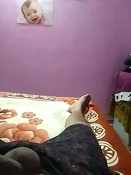 Snapshot of playboyd1 chatting on 03/15/25, 06:43 playboyd1 online show from 03/15/25, 06:43