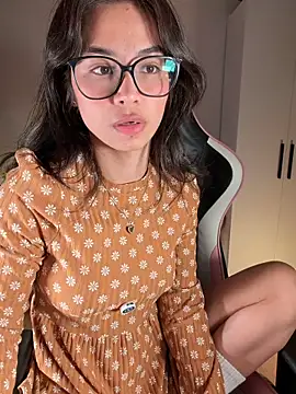 Adriennesexxx online show from 03/21/26, 07:06