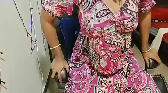 Anjali cute-Pondati online show from 02/27/25, 04:20