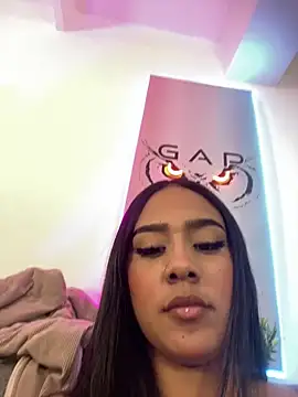 Shaarongp online show from 10/19/25, 04:35