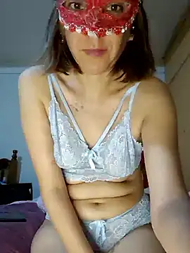 Lunababymylove online show from 12/30/24, 03:36