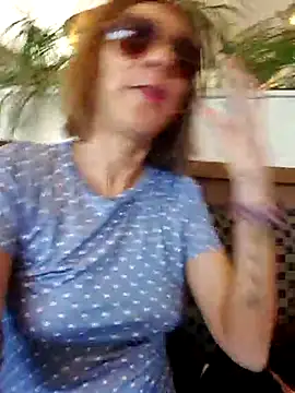 Lunababymylove online show from 03/08/25, 05:22