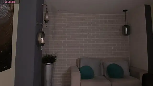 DolcieElliot online show from 02/05/25, 11:02