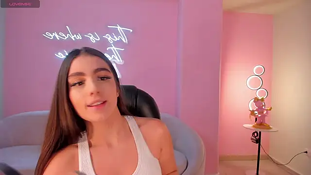 DolcieElliot online show from 02/24/25, 12:16