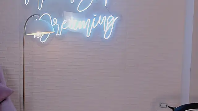 DolcieElliot online show from 03/07/25, 06:00