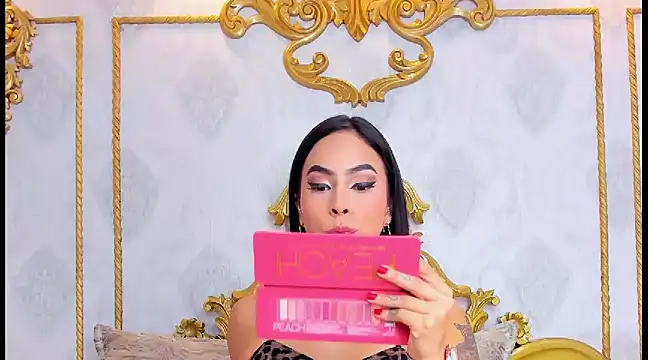 Snapshot of GiahDaniels chatting on 01/08/25, 08:50 GiahDaniels online show from 01/08/25, 08:50