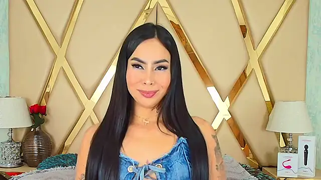 Snapshot of GiahDaniels chatting on 01/20/25, 04:54 GiahDaniels online show from 01/20/25, 04:54