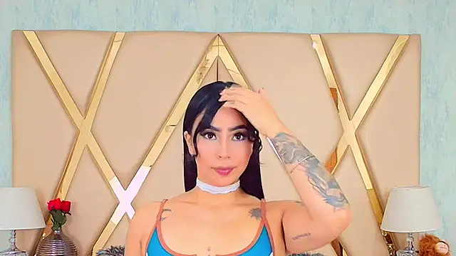 Snapshot of GiahDaniels chatting on 02/13/25, 06:05 GiahDaniels online show from 02/13/25, 06:05