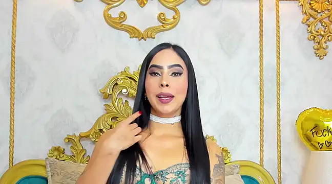 Snapshot of GiahDaniels chatting on 03/07/25, 08:44 GiahDaniels online show from 03/07/25, 08:44