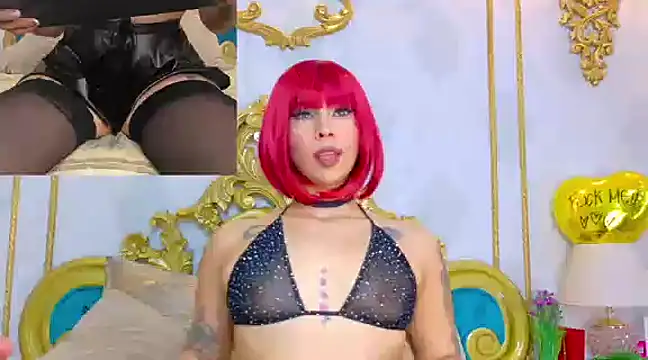 Snapshot of GiahDaniels chatting on 03/22/25, 08:59 GiahDaniels online show from 03/22/25, 08:59