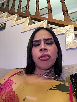 GiahDaniels online show from 05/15/26, 10:50
