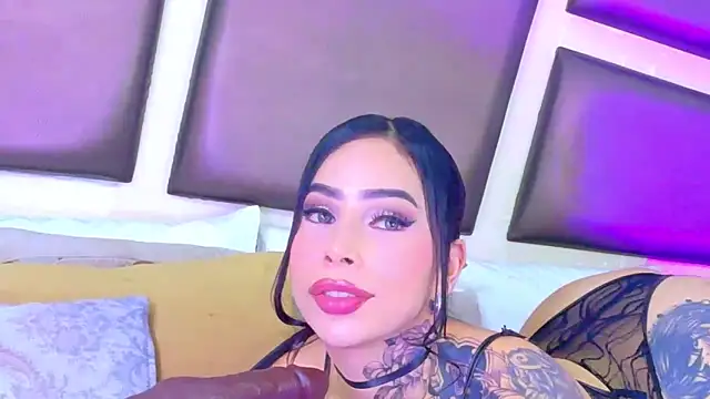 GiahDaniels online show from 05/21/26, 04:08
