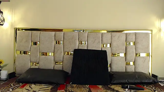 ling ling24 online show from 01/28/25, 06:16