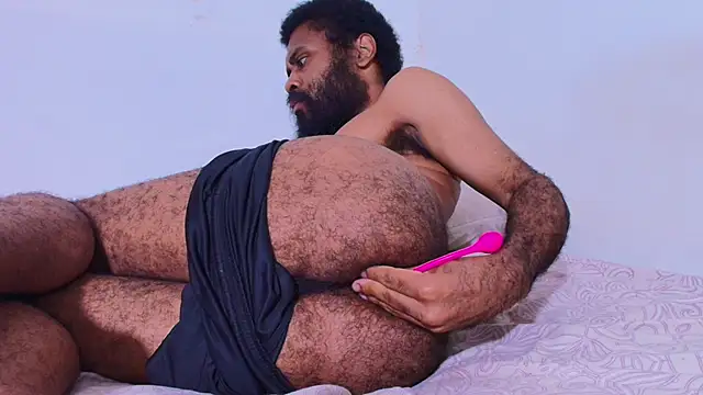 Snapshot of KaelMoreau chatting on 05/25/26, 12:55 KaelMoreau online show from 05/25/26, 12:55