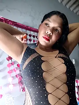 DIORA Latina online show from 04/07/26, 03:18