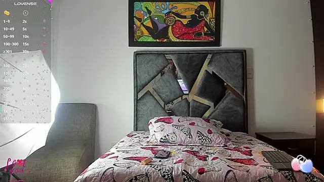 Vahiolet smith online show from 11/04/25, 03:16