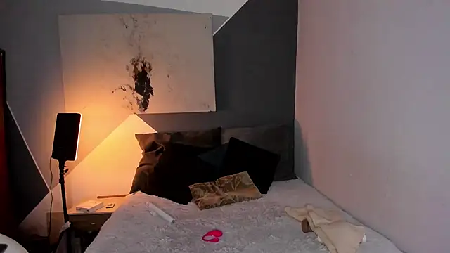 Miiaa wallace online show from 03/28/26, 08:30