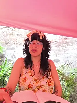 Snapshot of Fun_Everywhere chatting on 02/01/26, 03:54 Fun Everywhere online show from 02/01/26, 03:54