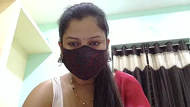 Snapshot of payal_sharma1 chatting on 03/28/26, 01:33 payal sharma1 online show from 03/28/26, 01:33