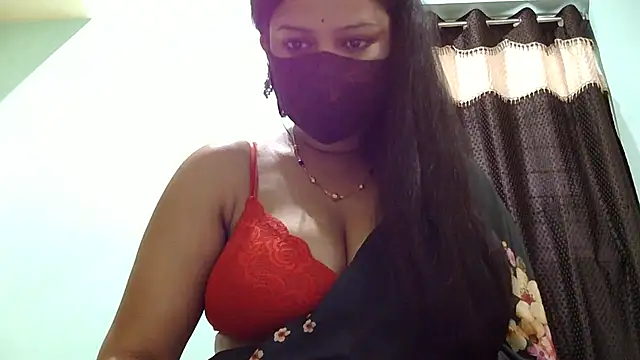 Snapshot of payal_sharma1 chatting on 03/29/26, 06:35 payal sharma1 online show from 03/29/26, 06:35