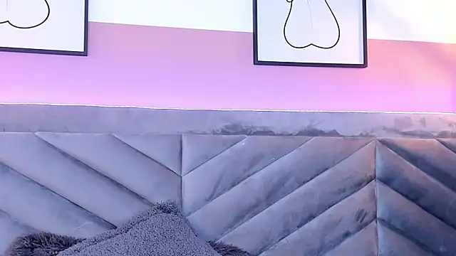 Snapshot of Ary_thompson__ chatting on 01/31/25, 11:13 Ary thompson online show from 01/31/25, 11:13