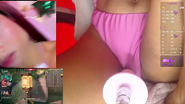 Snapshot of SofiRey_ chatting on 07/15/26, 02:44 SofiRey online show from 07/15/26, 02:44