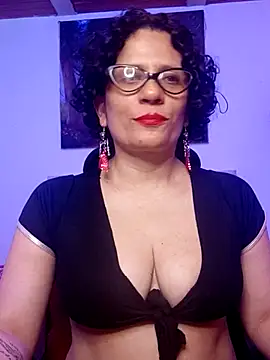 Snapshot of Daneshka_naughty chatting on 09/12/25, 01:28 Daneshka naughty online show from 09/12/25, 01:28