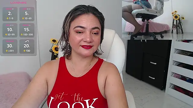 Snapshot of Ghada_milf chatting on 12/12/24, 11:14 Ghada milf online show from 12/12/24, 11:14