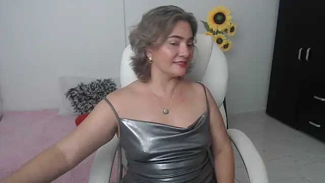 Snapshot of Ghada_milf chatting on 01/01/25, 03:13 Ghada milf online show from 01/01/25, 03:13