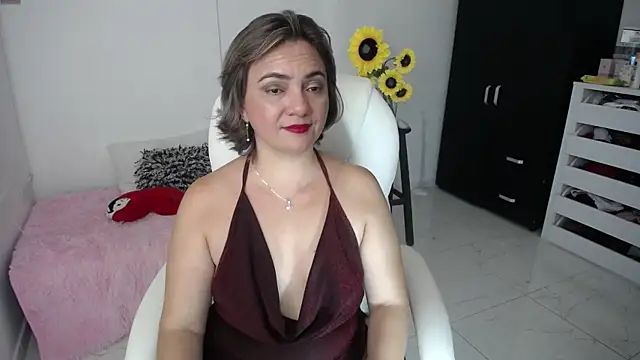 Snapshot of Ghada_milf chatting on 02/16/25, 04:09 Ghada milf online show from 02/16/25, 04:09