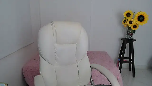 Ghada milf online show from 11/25/25, 03:34