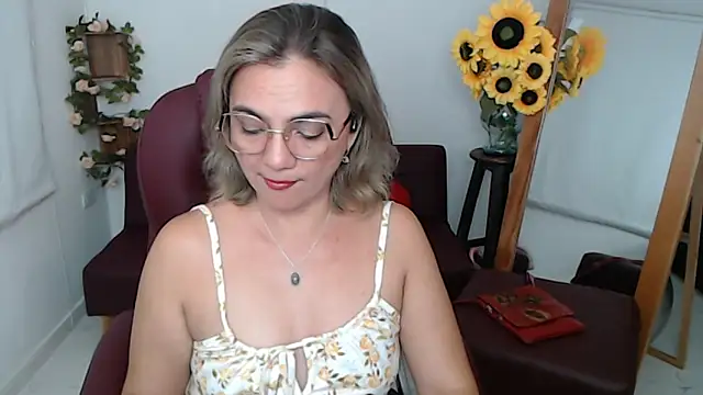 Ghada milf online show from 05/31/26, 11:06