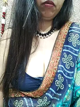 Snapshot of Aradhya-Sharma chatting on 02/12/25, 11:51 Aradhya-Sharma online show from 02/12/25, 11:51