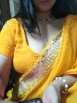 Snapshot of Aradhya-Sharma chatting on 03/18/25, 08:26 Aradhya-Sharma online show from 03/18/25, 08:26