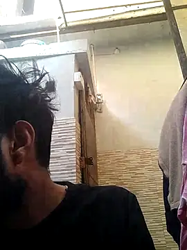 ModestZucchini65 online show from 12/01/25, 03:33