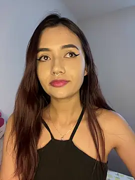 Snapshot of HallieLemon1 chatting on 12/15/24, 03:24 HallieLemon1 online show from 12/15/24, 03:24