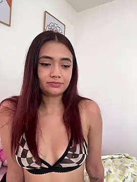 Snapshot of HallieLemon1 chatting on 03/22/25, 02:03 HallieLemon1 online show from 03/22/25, 02:03