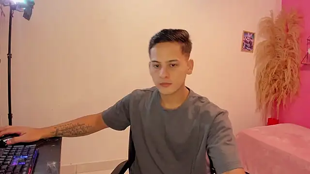 JANER 03 online show from 10/10/25, 04:44