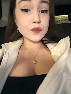 Peachy Dream online show from 01/18/25, 09:24