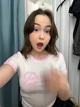 Peachy Dream online show from 03/13/25, 02:12