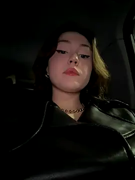 Peachy Dream online show from 10/03/25, 06:05