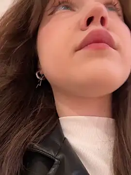 Peachy Dream online show from 10/05/25, 04:16